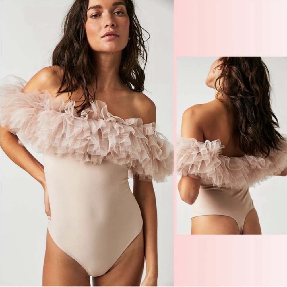 NWT Free People Big Love Bodysuit in Dusty Pink M